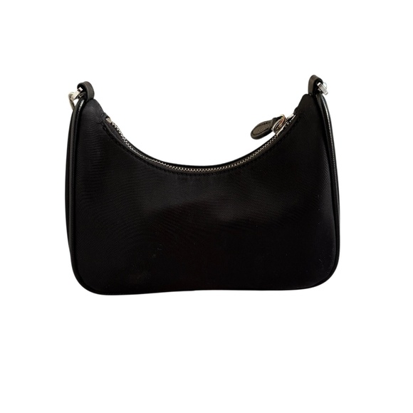 Black Chain Bag - Picture 4 of 10